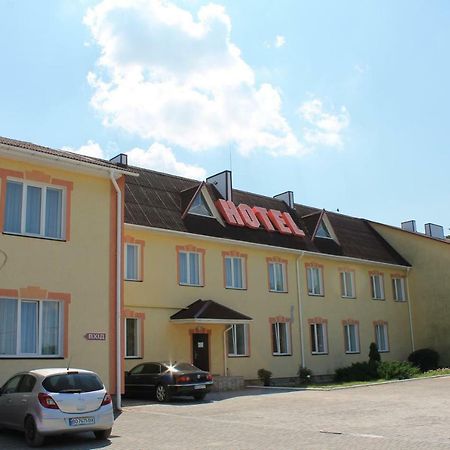 Kremin Hotel Kremenets' Ngoại thất bức ảnh