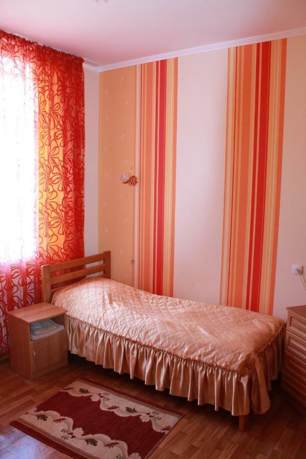 Kremin Hotel Kremenets' Ngoại thất bức ảnh