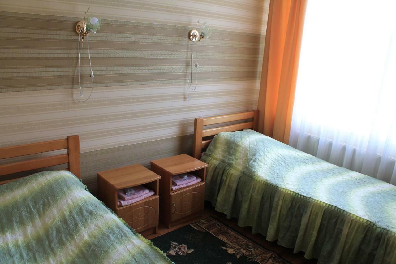 Kremin Hotel Kremenets' Ngoại thất bức ảnh