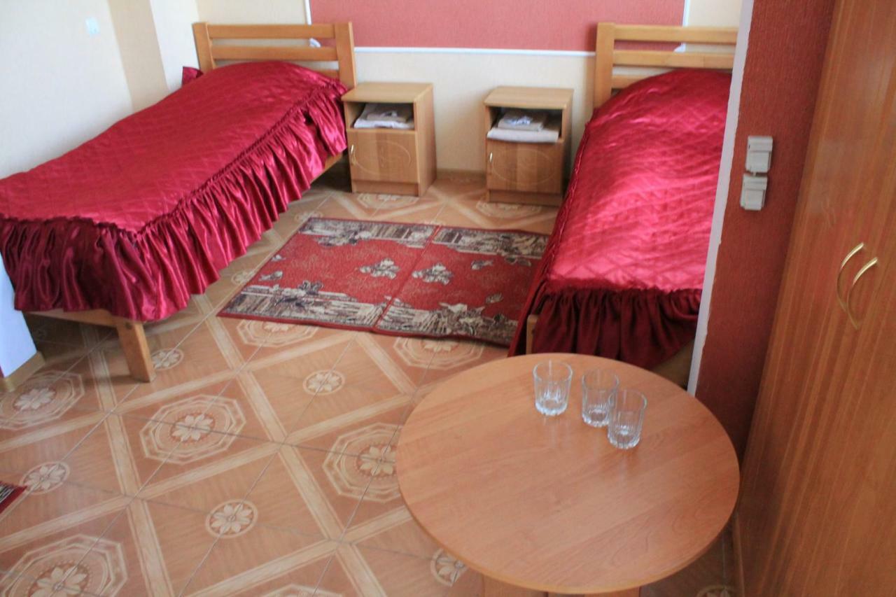 Kremin Hotel Kremenets' Ngoại thất bức ảnh